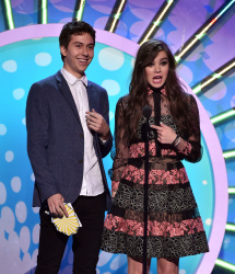 Hailee Steinfeld - FOX's 2014 Teen Choice Awards at The Shrine Auditorium in Los Angeles, California - August 10, 2014 - 33xHQ 1OMgEecP