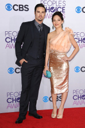 Kristin Kreuk - 39th Annual People's Choice Awards (Los Angeles, January 9, 2013) - 50xHQ 3qDRoB7o