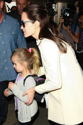 Angelina Jolie - LAX Airport - February 11, 2015 (185xHQ) 4KalDxWJ