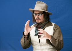 Johnny Depp - "The Tourist" press conference portraits by Armando Gallo (New York, December 6, 2010) - 31xHQ 5wZZqAs5