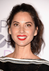 Olivia Munn - The 41st Annual People's Choice Awards in LA - January 7, 2015 - 146xHQ 7126oxup