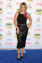 Hilary Duff - At the FOX's 2014 Teen Choice Awards in Los Angeles, August 10, 2014 - 158xHQ 7MXKC4mO