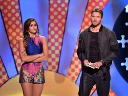 Nina Dobrev - At the FOX's 2014 Teen Choice Awards, August 10, 2014 - 148xHQ 7stFE3pV