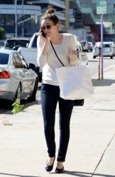 Emmy Rossum - Goes shopping in West Hollywood - February 10, 2015 (22xHQ) 9NZz96zo