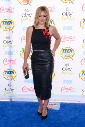Hilary Duff - At the FOX's 2014 Teen Choice Awards in Los Angeles, August 10, 2014 - 158xHQ C9JKzz2t