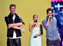 Sarah Hyland - FOX's 2014 Teen Choice Awards at The Shrine Auditorium on August 10, 2014 in Los Angeles, California - 367xHQ DDNjiilP