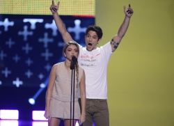 Sarah Hyland - FOX's 2014 Teen Choice Awards at The Shrine Auditorium on August 10, 2014 in Los Angeles, California - 367xHQ GJY9HGnw