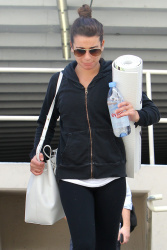 Lea Michele - leaving a yoga class in Hollywood, February 2, 2015 - 43xHQ JYmGmsGi