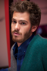 Andrew Garfield - Andrew Garfield - The Amazing Spider Man 2 press conference portraits by Herve Tropea (Los Angeles, November 17, 2013) - 4xHQ JcEeTWbd