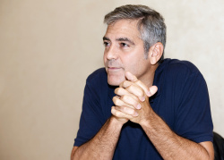 George Clooney - "The Ides Of March" press conference portraits by Armando Gallo (Los Angeles, September 26, 2011) - 15xHQ NDmNr4KH