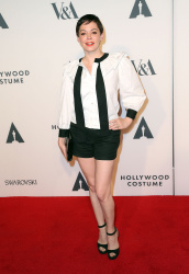 Rose McGowan - AMPAS Hollywood Costume Opening Party, Лос-Анджелес, 1 октября 2014 (24xHQ) Na2QWrIM