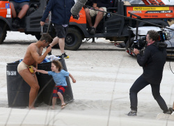 Zac Efron & Robert De Niro - On the set of Dirty Grandpa in Tybee Island,Giorgia 2015.04.28 - 103xHQ Ph6PpyCf