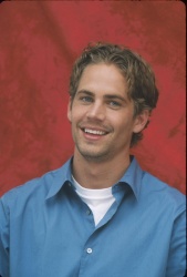 Paul Walker - Paul Walker - The Fast and Furious press conference (June 10, 2001) - 5xHQ RRBl603J