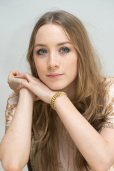 Saoirse Ronan - Saoirse Ronan - The Lovely Bones press conference portraits by Vera Anderson (Los Angeles, December 4, 2009) - 8xHQ T1dKyoSv