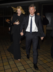 Charlize Theron and Sean Penn - seen leaving Royal Festival Hall. London - February 16, 2015 (153xHQ) TJMsZIm3