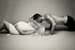 Christina Aguilera - Photoshoot for V magazine (2014 JulyAug) (Xtina & Matt) - 4xHQ ThyfPtK9