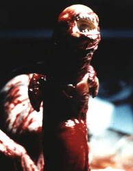 Ian Holm, Sigourney Weaver - постеры и промо стиль к фильму "Alien (Чужой)", 1979 (70хHQ) TmUqAeEI