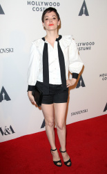 Rose McGowan - AMPAS Hollywood Costume Opening Party, Лос-Анджелес, 1 октября 2014 (24xHQ) UIOyRypt