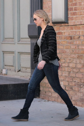 Jennifer Lawrence - Нью-Йорк, 4 апреля 2015 (27xHQ) Y2mYlqDI