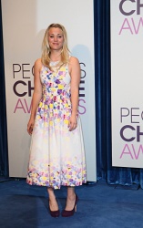 Kaley Cuoco - People's Choice Awards Nomination Announcements in Beverly Hills - November 15, 2012 - 146xHQ YaBSjoap