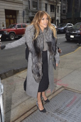 Jennifer Lopez - Leaving 'Good Morning America' in NYC, 19 января 2015 (16xHQ) Z1Vvtul2