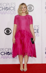 Kristen Bell - The 41st Annual People's Choice Awards in LA - January 7, 2015 - 262xHQ A0BVZzs2