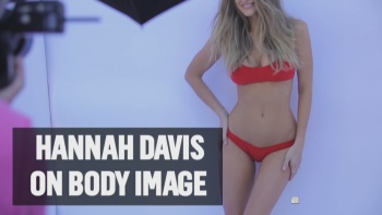 Hannah davis sexy
