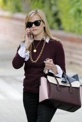 Reese Witherspoon - Leaving her office in Beverly Hills - February 27, 2015 (15xHQ) AV7SrFLd