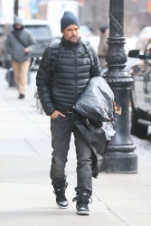 Josh Duhamel - Josh Duhamel - is spotted out and about in New York City, New York - February 24, 2015 - 26xHQ B2cjFZRP