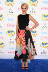 Chelsea Kane - FOX's 2014 Teen Choice Awards at The Shrine Auditorium in Los Angeles, California - August 10, 2014 - 57xHQ Cutbo36L