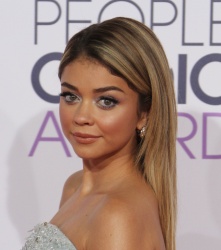 Sarah Hyland - 41st Annual People's Choice Awards at Nokia Theatre L.A. Live on January 7, 2015 in Los Angeles, California - 207xHQ DB1jH3O4