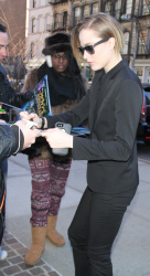 Evan Rachel Wood - Evan Rachel Wood - seen out in Tribeca in New York, 17 января 2015 (25xHQ) HIGBa7my