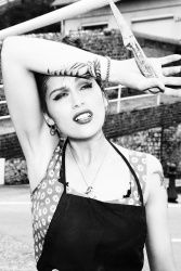 Laetitia Casta - Ellen von Unwerth Photoshoot 2011 for Glamour Magazine - 10xHQ IWHllvYY