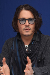 Johnny Depp - Dark Shadows press conference portraits by Vera Anderson (Los Angeles, April 29, 2012) - 27xHQ IjrBCxlR