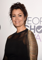 Bellamy Young - The 41st Annual People's Choice Awards in LA - January 7, 2015 - 61xHQ JlslT1kK