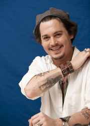Johnny Depp - "The Rum Diary" press conference portraits by Armando Gallo (Hollywood, October 13, 2011) - 34xHQ KFWiE7WB