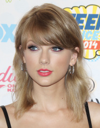 Taylor Swift - 2014 Teen Choice Awards held at the Shrine Auditorium in Los Angeles - August 10, 2014 - 237xHQ KY8nL8qu