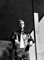Daniel Craig - Unkown Photoshoot - 24xHQ M31CkYb0
