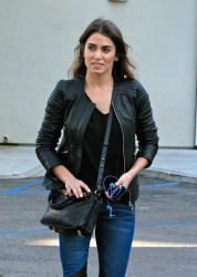 Nikki Reed - Nikki Reed - Out and about in West Hollywood 03.04.2015 (33xHQ) OCj20Fl6