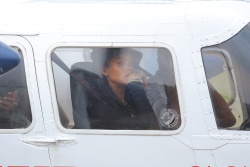 Rihanna - Boarding a private jet in Saint Barthélemy, 4 января 2015 (11xHQ) Ryf99fHI