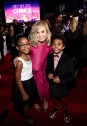 Kristen Bell - The 41st Annual People's Choice Awards in LA - January 7, 2015 - 262xHQ TEOwHTj7