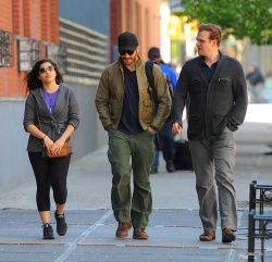 Jonah Hill - Jake Gyllenhaal & Jonah Hill & America Ferrera - Out And About In NYC 2013.04.30 - 37xHQ TfT3qexJ