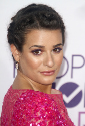 Lea Michele - 2013 People's Choice Awards at the Nokia Theatre in Los Angeles, California - January 9, 2013 - 339xHQ TtpvDS1l