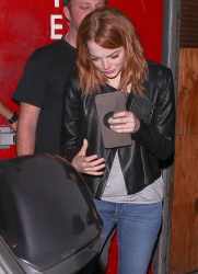 Andrew Garfield & Emma Stone - Leaving an Arcade Fire concert in Los Angeles - May 27, 2015 - 108xHQ UFki4mBX