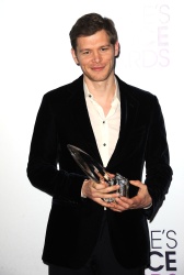 Joseph Morgan, Persia White - 40th People's Choice Awards held at Nokia Theatre L.A. Live in Los Angeles (January 8, 2014) - 114xHQ UrbAkoEL