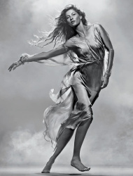 Gisele Bündchen - Gui Paganini Photoshoot for Vogue Magazine, May 2015 - 13xHQ WSJe2AVa