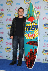Josh Hutcherson - FOX's 2014 Teen Choice Awards in Los Angeles (2014.08.10) - 33xHQ YQMYnW16
