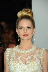 Jennifer Morrison - Jennifer Morrison & Ginnifer Goodwin - 38th People's Choice Awards held at Nokia Theatre in Los Angeles (January 11, 2012) - 244xHQ YU5arI1z
