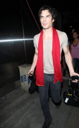 Ian Somerhalder - Spotted at LAX Airport in Los Angeles (July 24, 2014) - 24xHQ Z0QSN8Ak