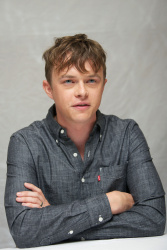 Dane DeHaan - Kill Your Darlings press conference portraits by Herve Tropea (Toronto, September 10, 2013) - 7xHQ Z4UgVGNc